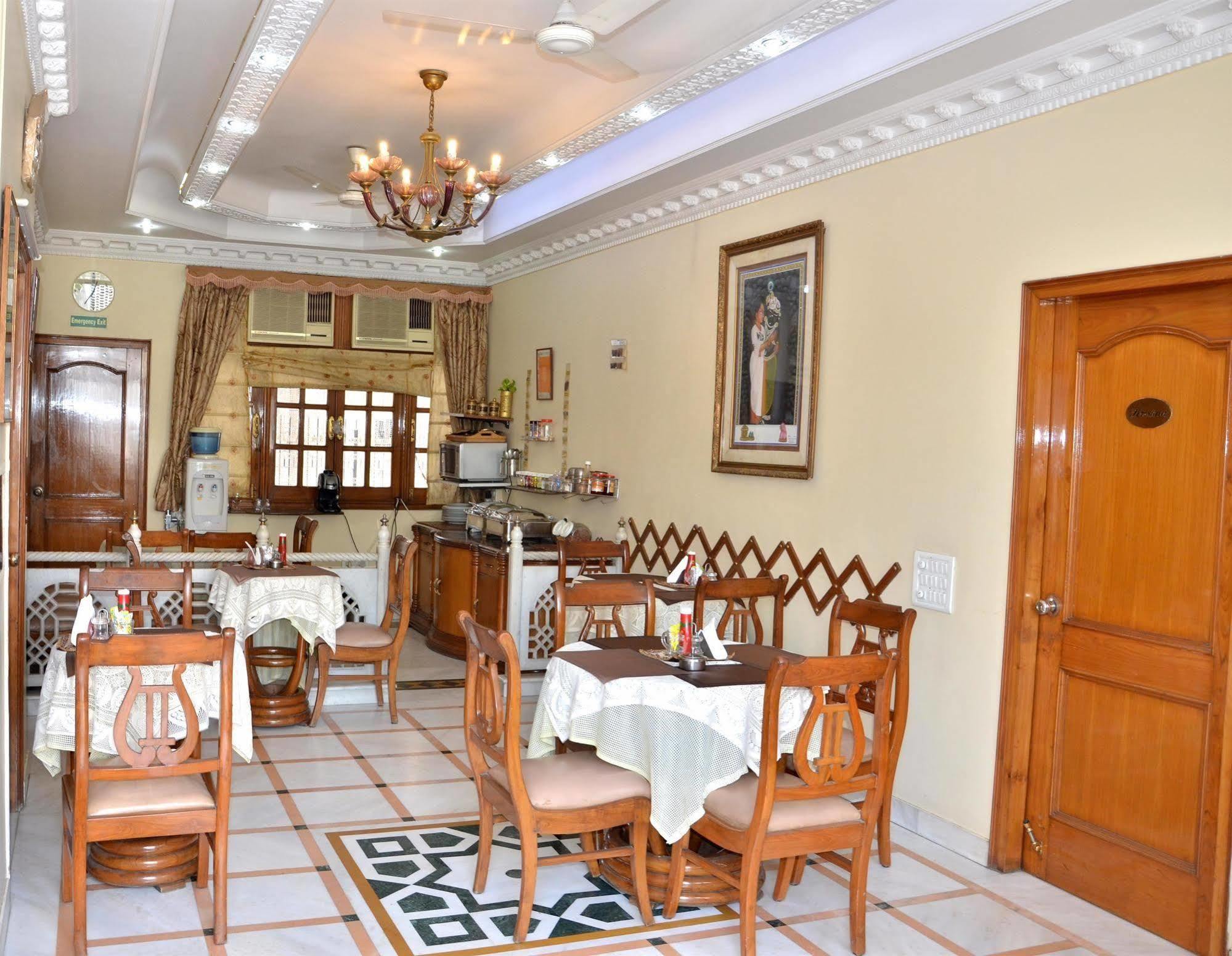 Bajaj Indian Home Stay Nowe Delhi Zewnętrze zdjęcie