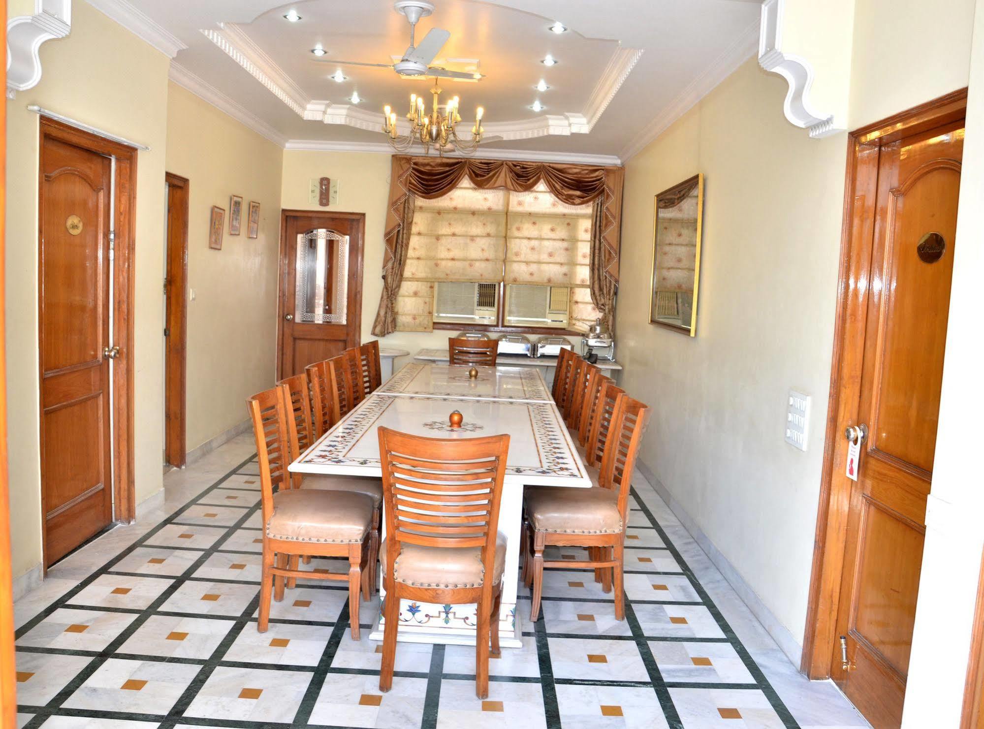 Bajaj Indian Home Stay Nowe Delhi Zewnętrze zdjęcie