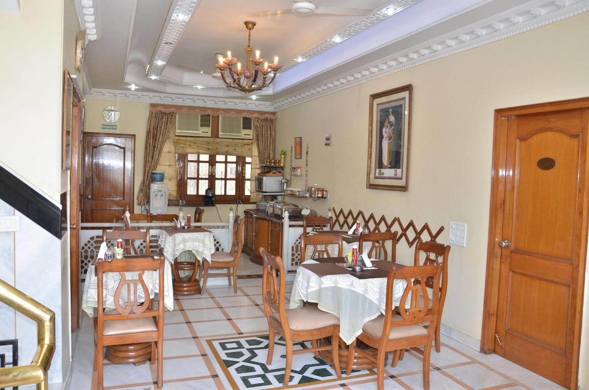 Bajaj Indian Home Stay Nowe Delhi Zewnętrze zdjęcie